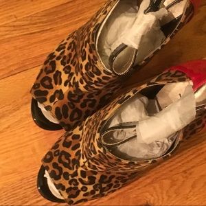 Ladies cheetah with red heels